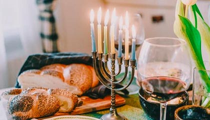 爱游戏tv-法荷对决！浪漫骑士VS郁金香舰队，谁能笑傲欧洲之巅？