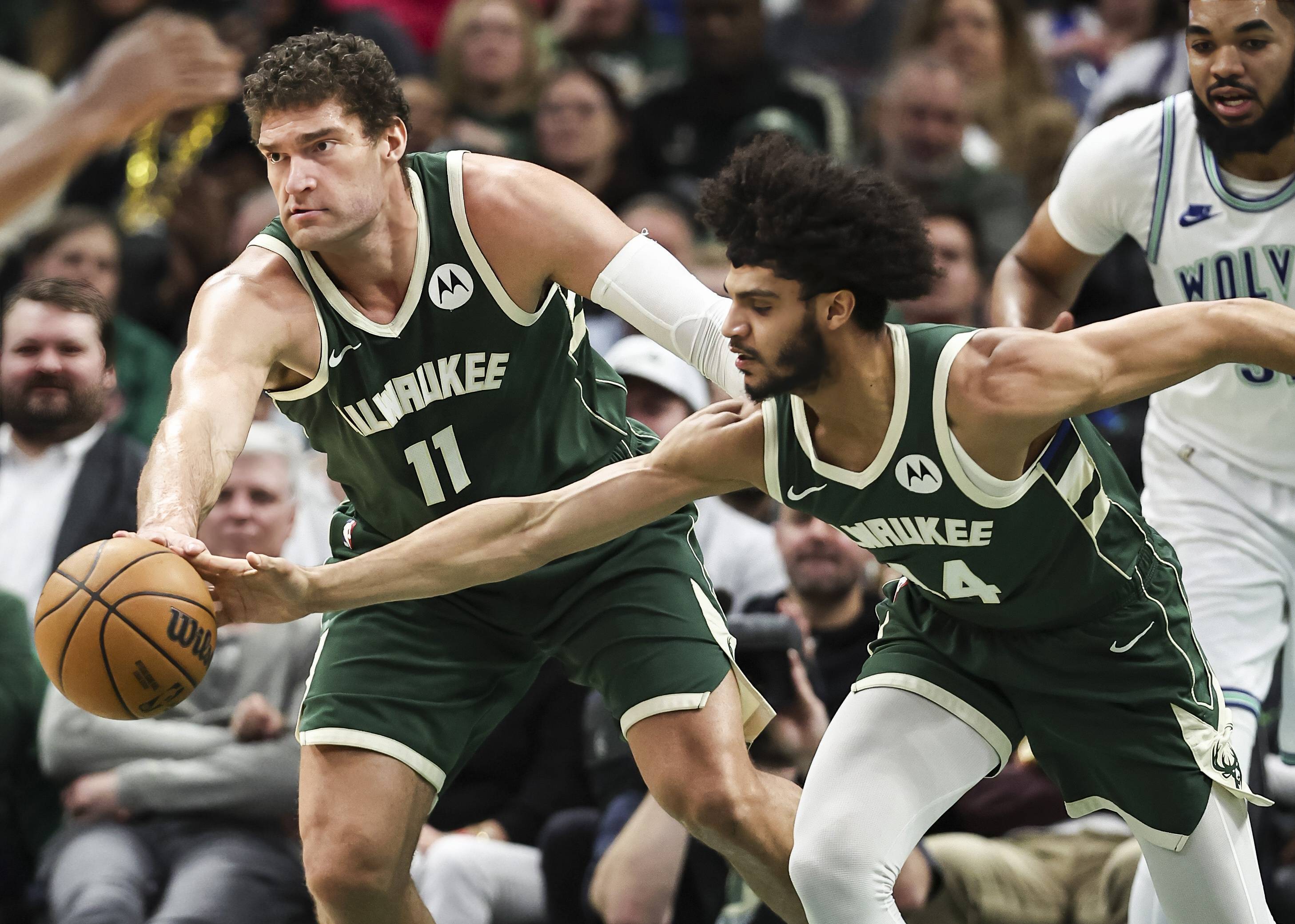 NBA常规赛筹备中，球星战术训练加大的简单介绍