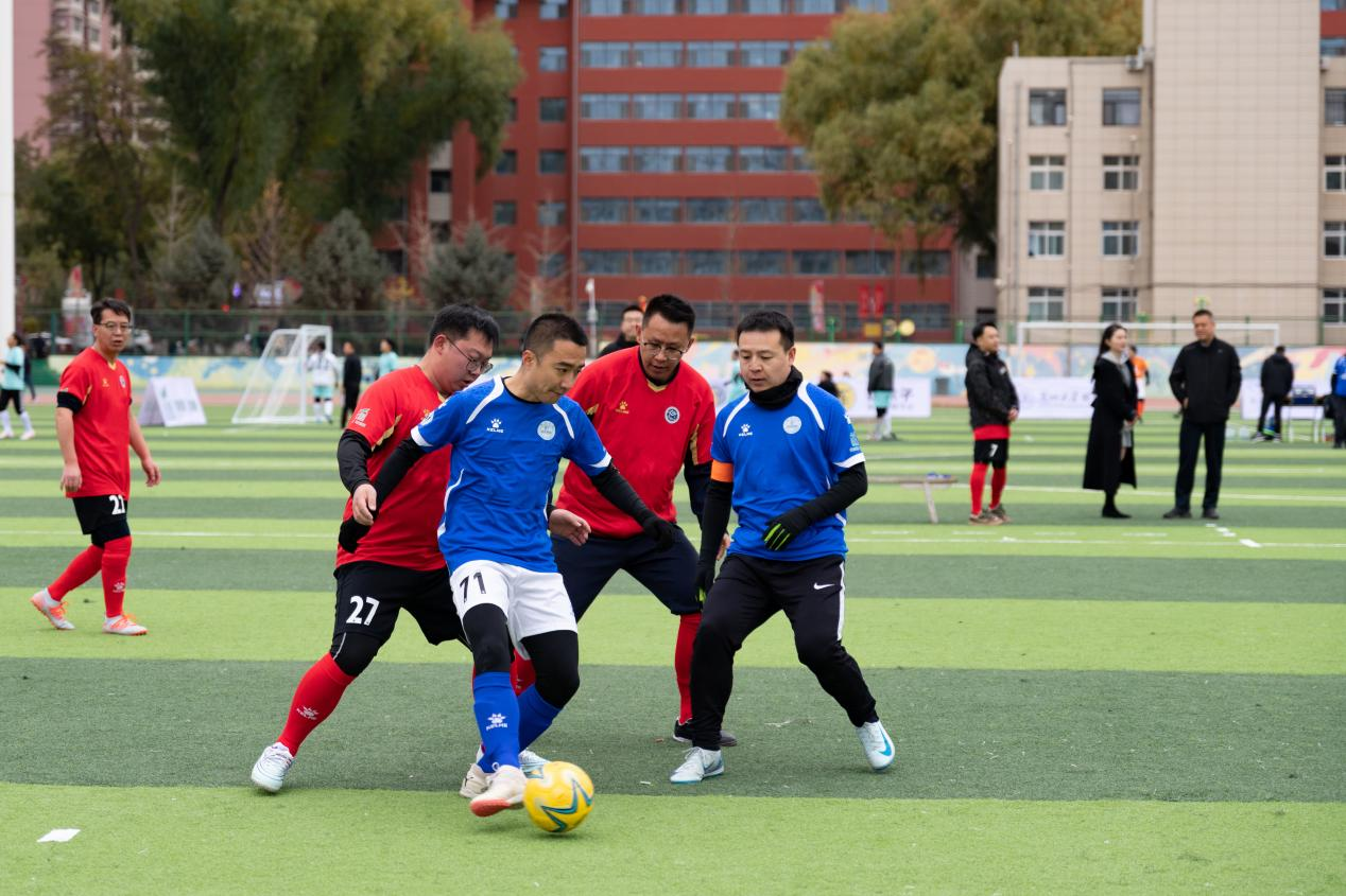 爱游戏在线-甘肃队在比赛中展现了出色的团队精神