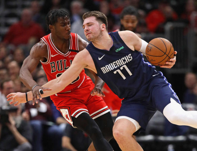 澳大利亚男篮险胜雄鹿B队,麦科勒姆送出助攻 澳大利亚男篮险胜雄鹿B队,麦科勒姆送出助攻