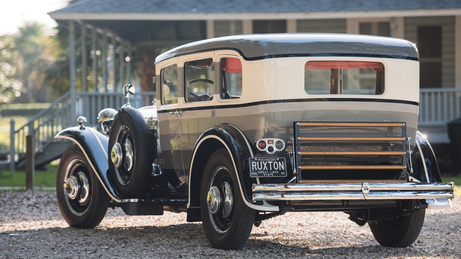 奥亚尔萨瓦尔的救赎与德国的爆冷,绿茵场上的悲喜交响